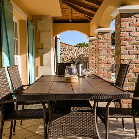 Plasa Krk Villa