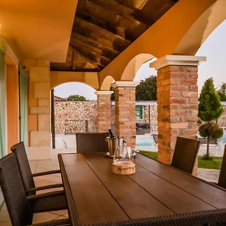 Plasa Krk Villa