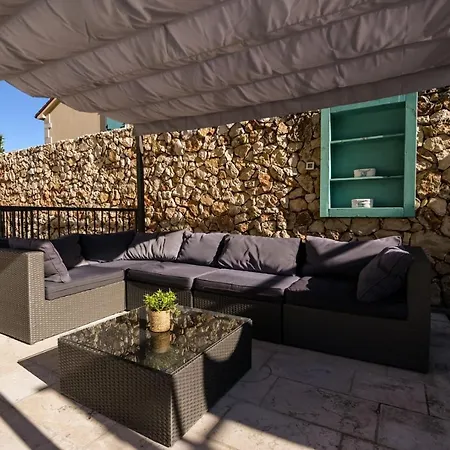 Plasa Krk Villa *