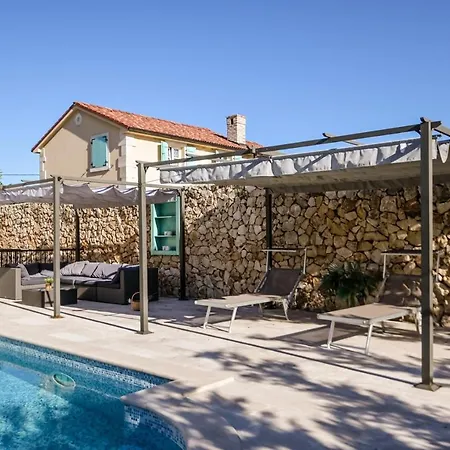 Vila Plasa Krk